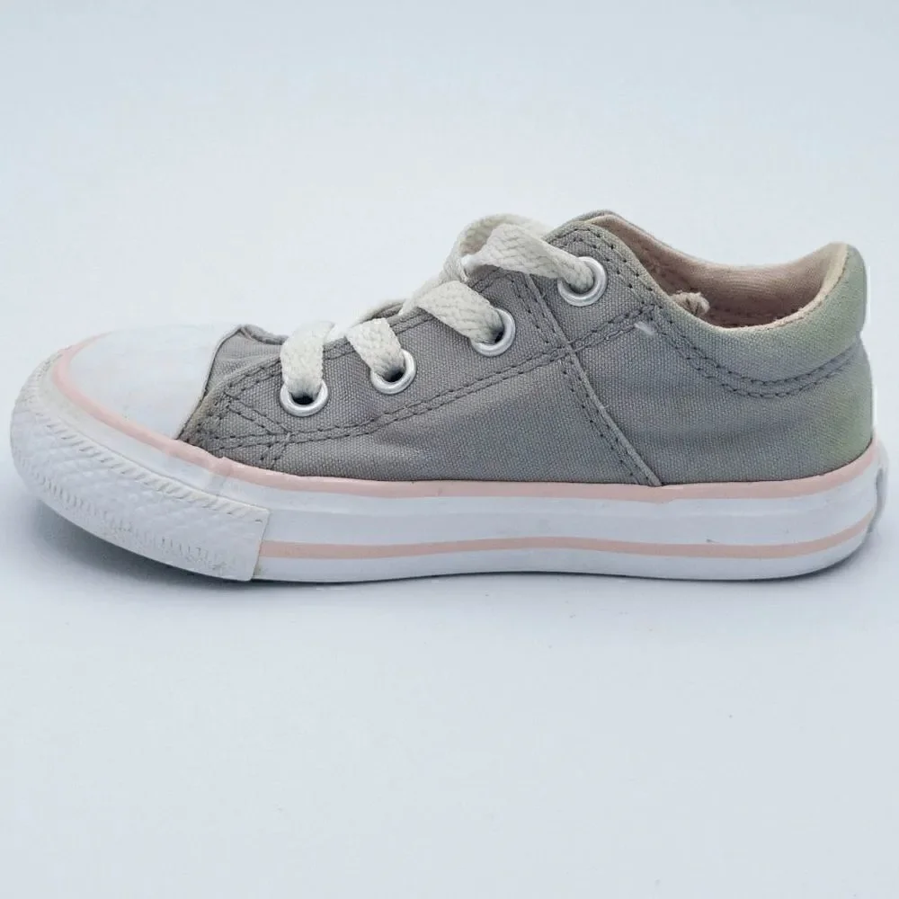 Infant Size 7 Converse All Stars